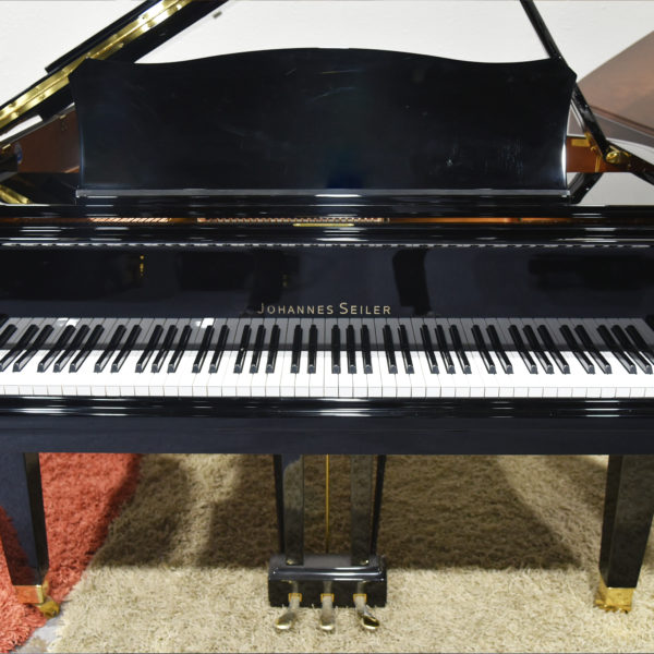 Seiler Grand BRAND NEW: 7’
