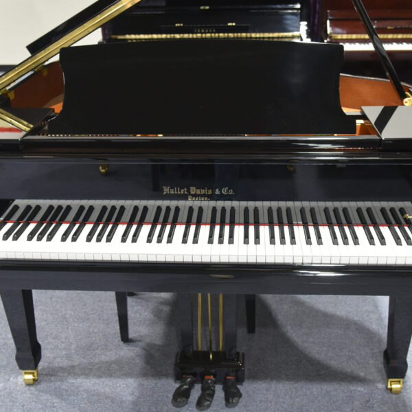 Hallet Davis Baby Grand 4’10” High Gloss Ebony Used
